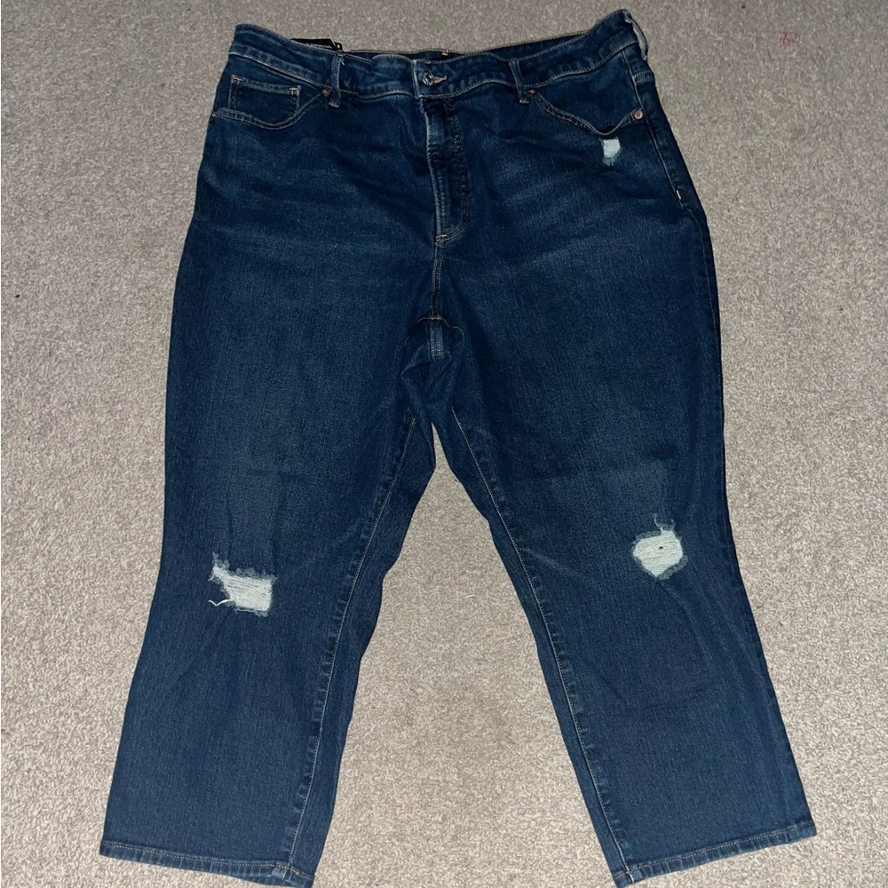 NWT Express Curvy Slim Super High Rise Women Jeans
Blue, Ripped